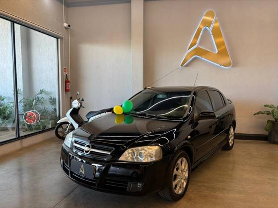 CHEVROLET ASTRA 2.0 MPFI ADVANTAGE 8V FLEX 4P MANUAL CHEVROLET ASTRA 2.0 MPFI ADVANTAGE 8V FLEX 4P MANUAL